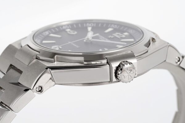 Vacheron Constantin Overseas Automatic 42mm Black Dial Men’s Watch - Image 5