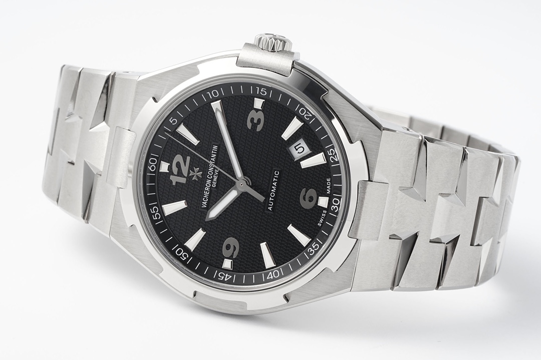 Vacheron Constantin Overseas Automatic 42mm Black Dial Men’s Watch - Image 6