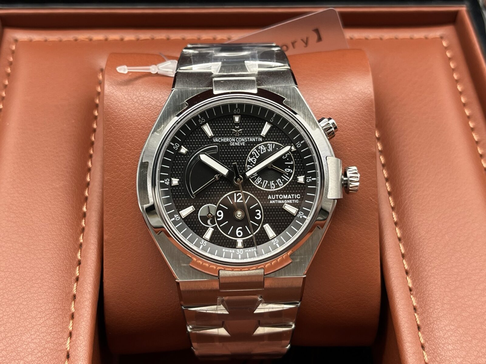 Vacheron Constantin Overseas Automatic 42mm Black Dial Steel Men’s Watch - Image 2