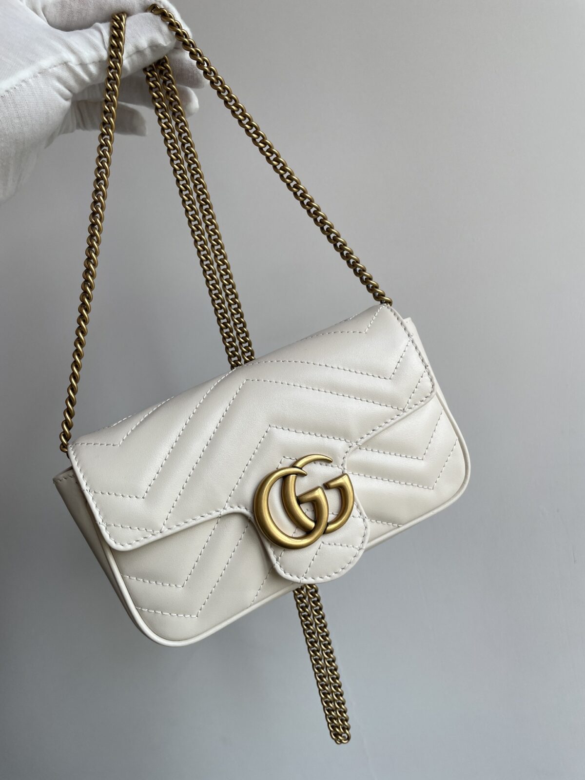 GUCCI GG Marmont Super Mini Leather Shoulder Bag White - Image 2