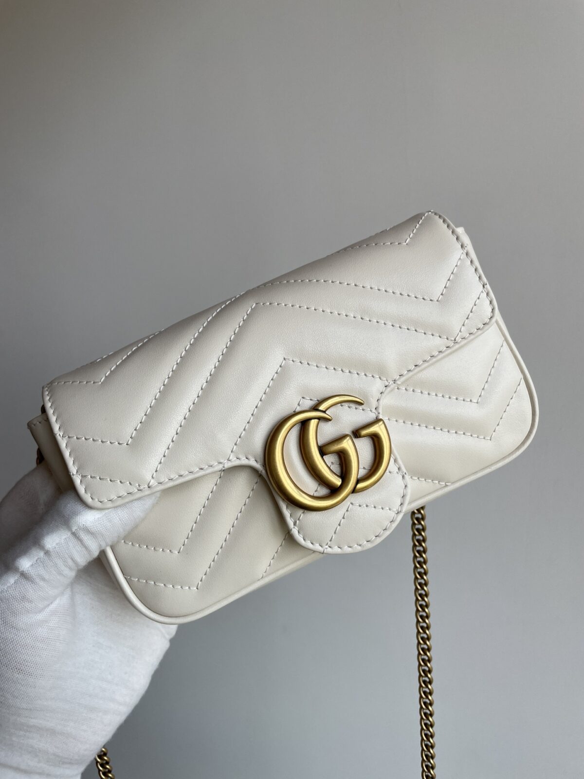 GUCCI GG Marmont Super Mini Leather Shoulder Bag White - Image 3