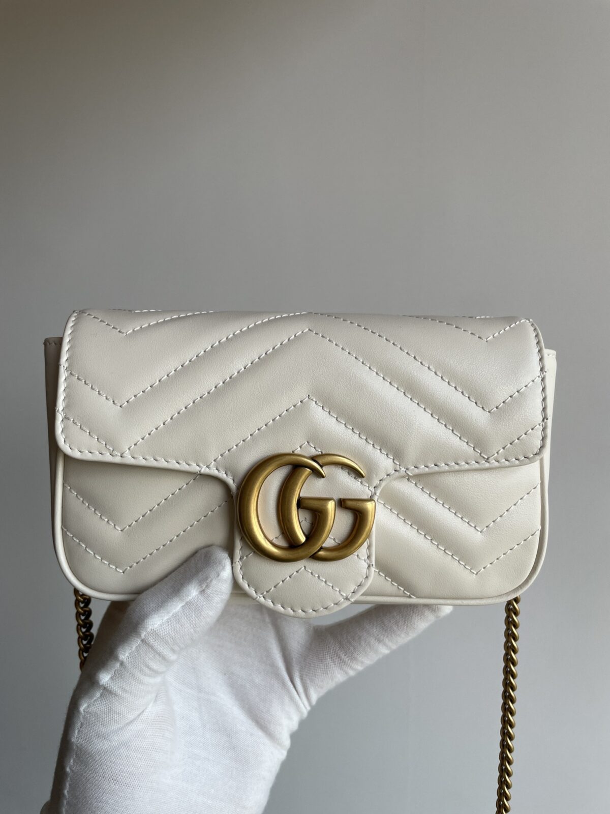 GUCCI GG Marmont Super Mini Leather Shoulder Bag White - Image 4
