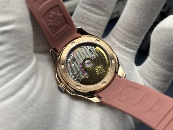 Patek Philippe Aquanaut Ladies 38.8mm Pink Dial 18K Rose Gold - Image 6