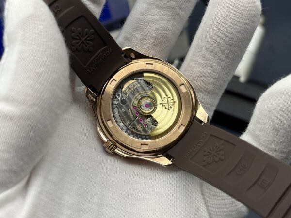 Patek Philippe Aquanaut Ladies 38.8mm Brown Dial 18K Rose Gold - Image 6