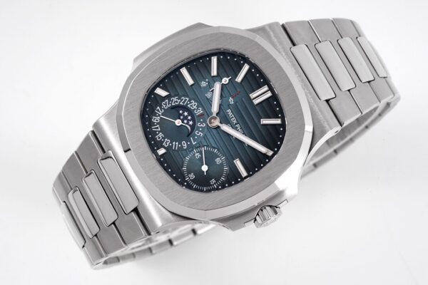 Patek Philippe Nautilus 5712A-001 Automatic 40mm Blue Dial Stainless Steel - Image 2