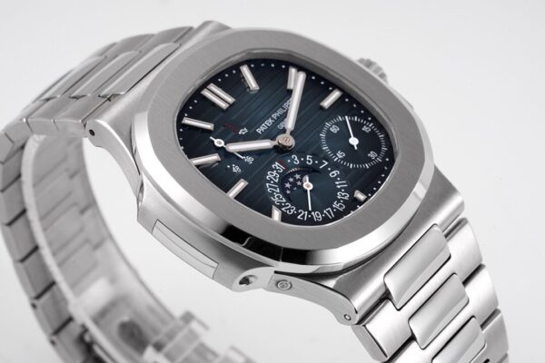Patek Philippe Nautilus 5712A-001 Automatic 40mm Blue Dial Stainless Steel - Image 3