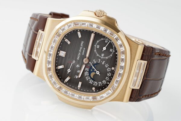 Patek Philippe Nautilus 40mm Brown Dial Rose Gold & Diamond Bezel - Image 6