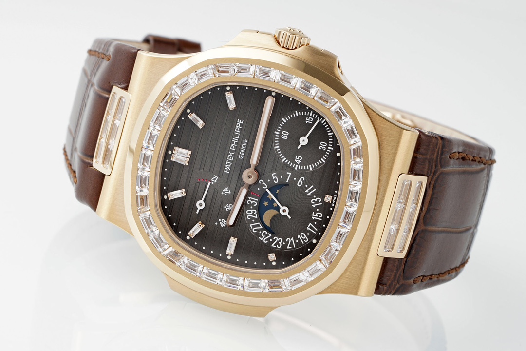 Patek Philippe Nautilus 40mm Brown Dial Rose Gold & Diamond Bezel - Image 6