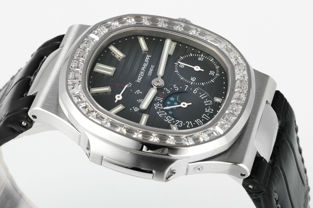 Patek Philippe Nautilus 40mm Gray Dial White Gold & Diamond Bezel - Image 4