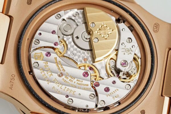 Patek Philippe Nautilus 5712R-001 Automatic 40mm Brown Dial 18K Rose Gold - Image 7