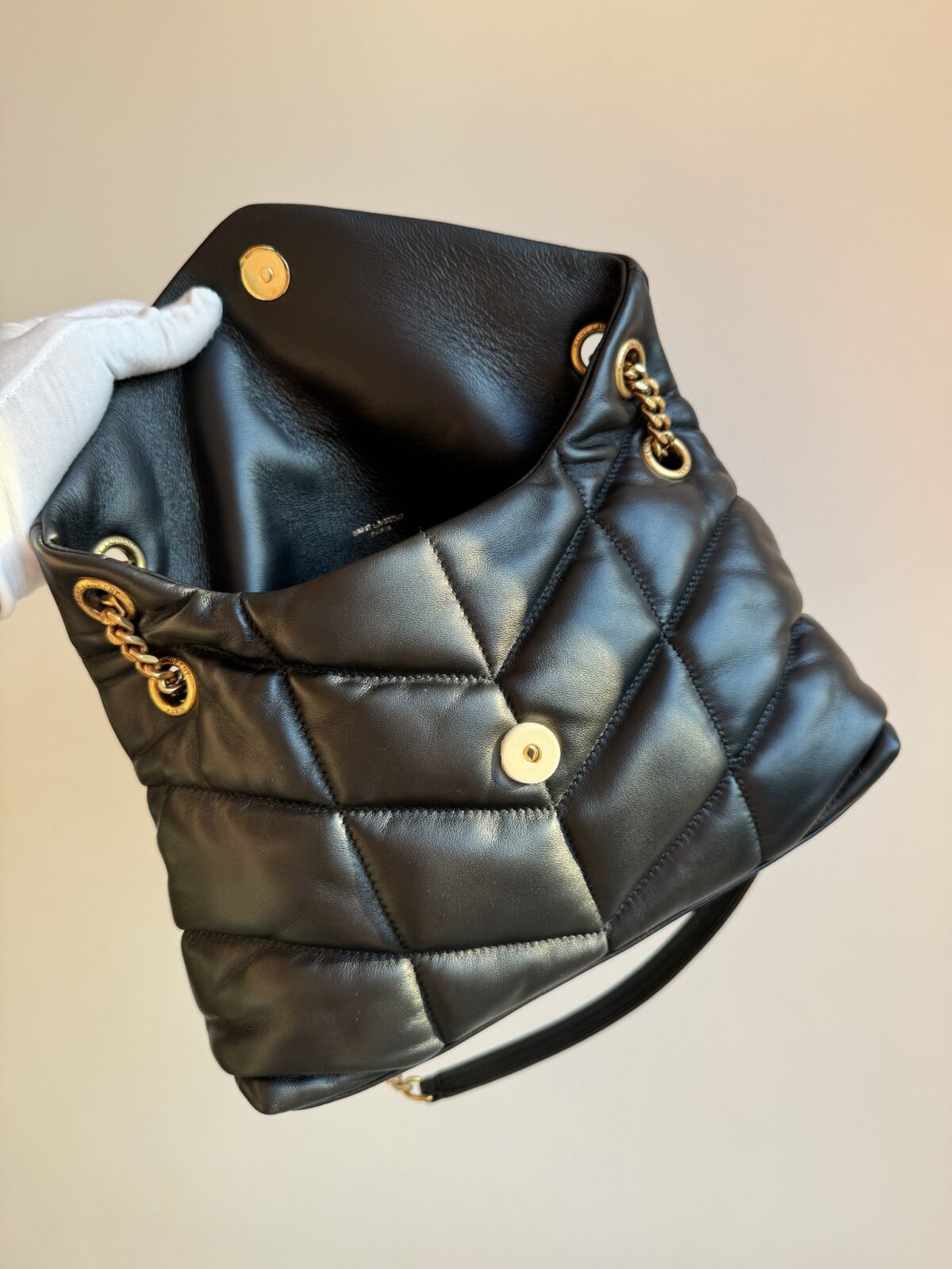 SAINT LAURENT YSL PUFFER Quilted Lambskin Cloud Shoulder Bag Black - Image 7