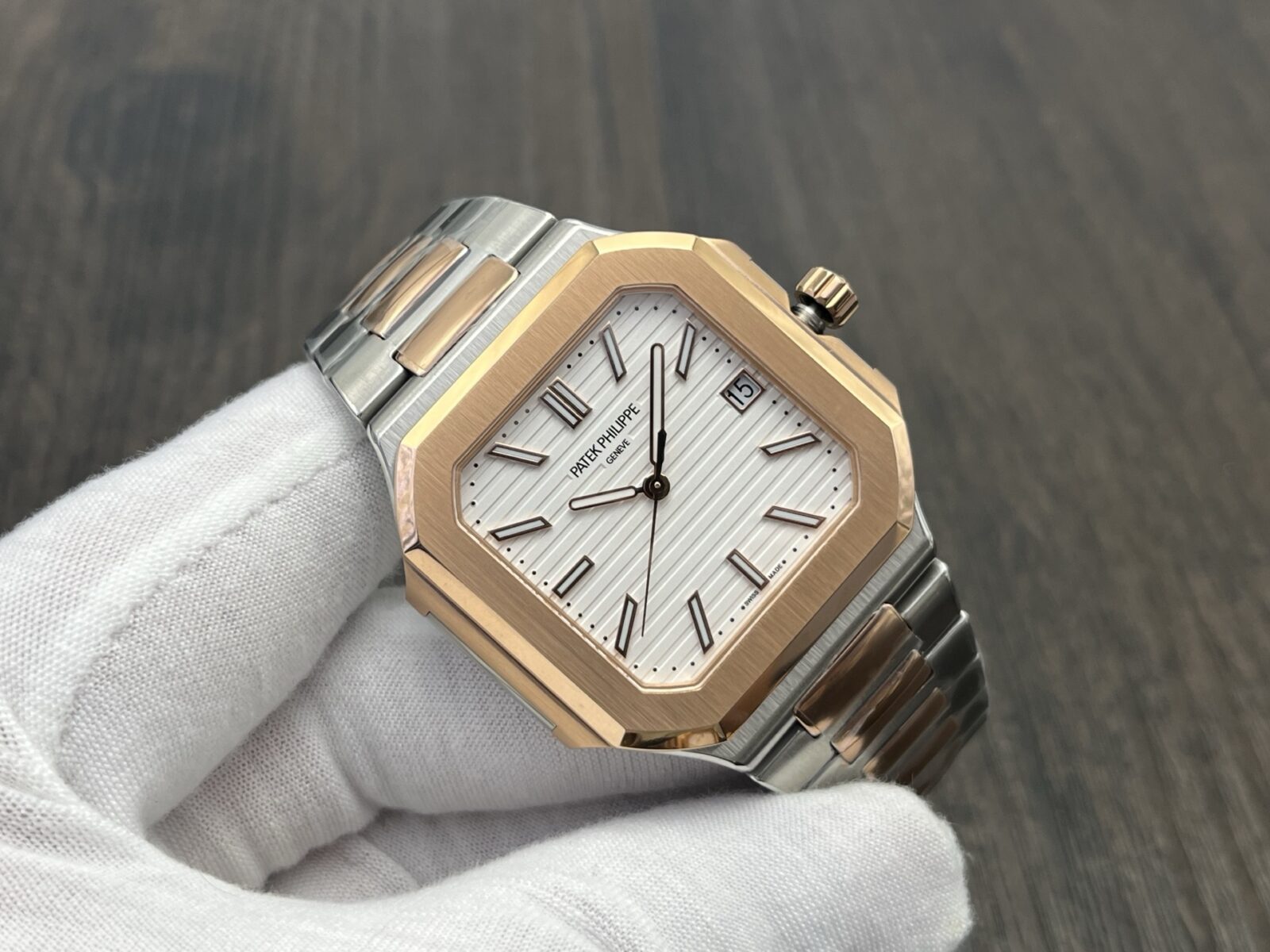 Patek Philippe Cubitus Series Automatic 45mm White Dial Two‑Tone Steel & 18K Rose Gold - Image 2