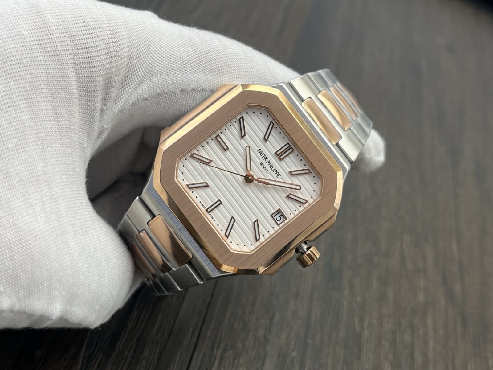 Patek Philippe Cubitus Series Automatic 45mm White Dial Two‑Tone Steel & 18K Rose Gold - Image 3