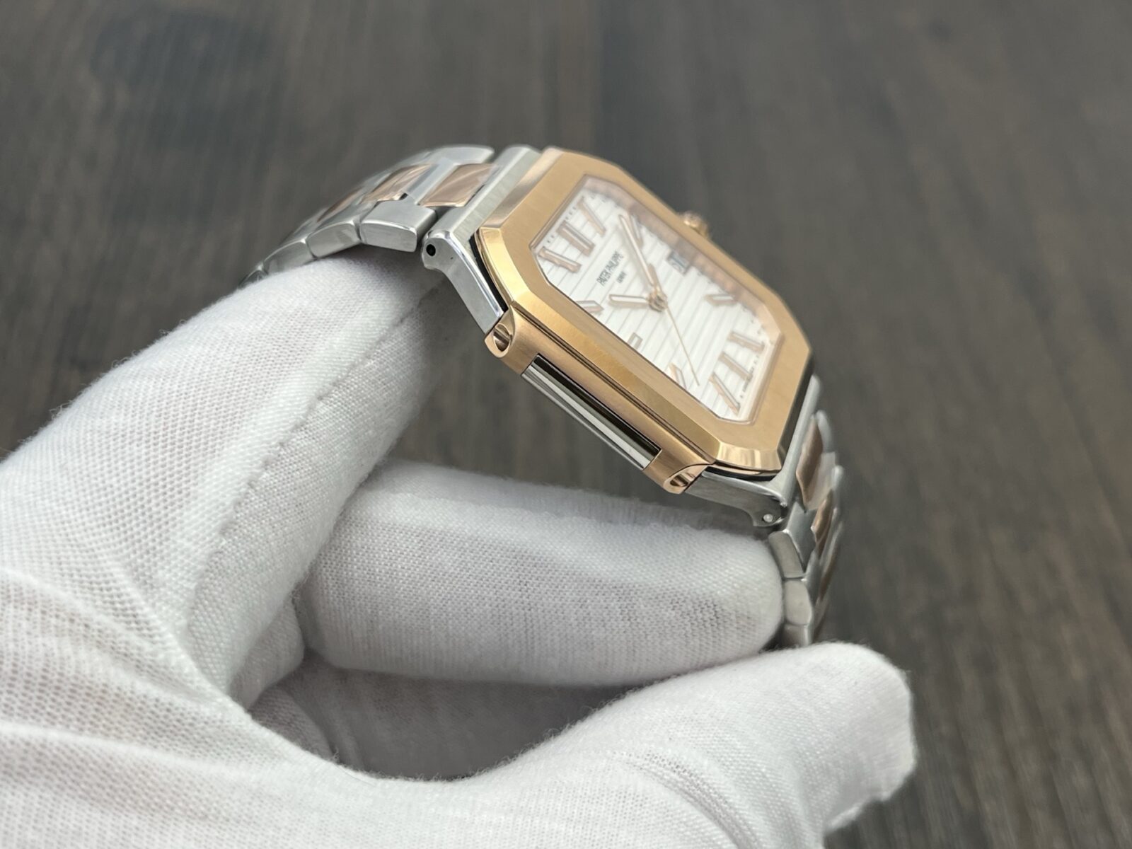 Patek Philippe Cubitus Series Automatic 45mm White Dial Two‑Tone Steel & 18K Rose Gold - Image 4