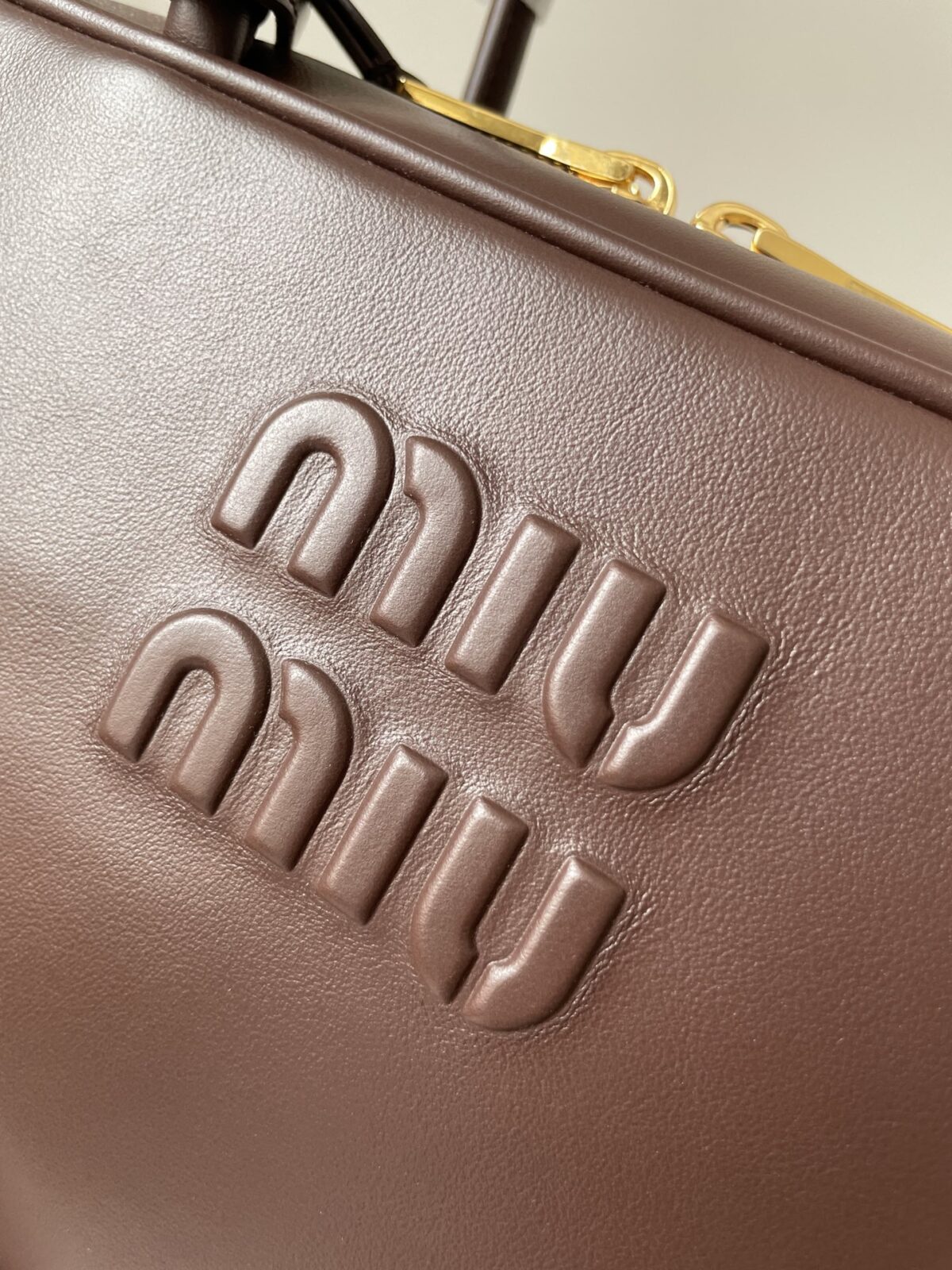 MIU MIU Beau Calfskin Handbag with Embossed Logo – Heather Wood - Image 10