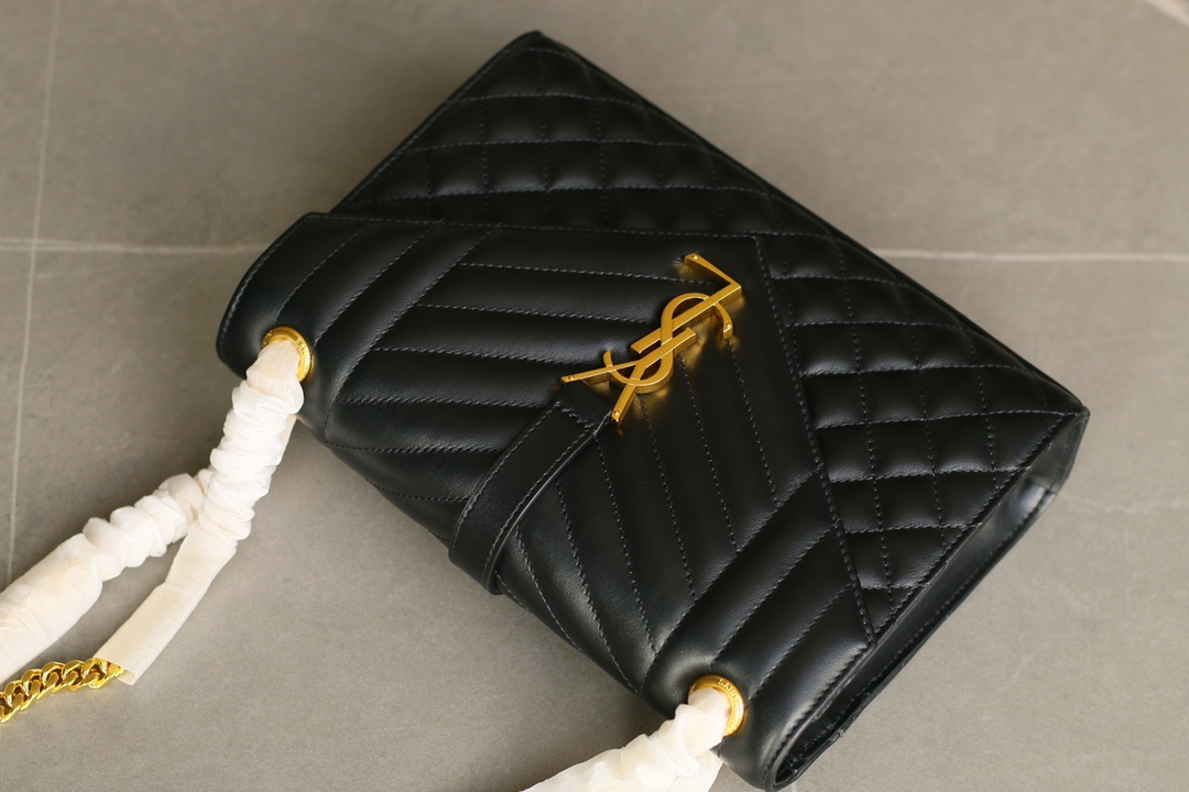 SAINT LAURENT YSL ENVELOPE Quilted Leather Chain Bag Black - Image 3