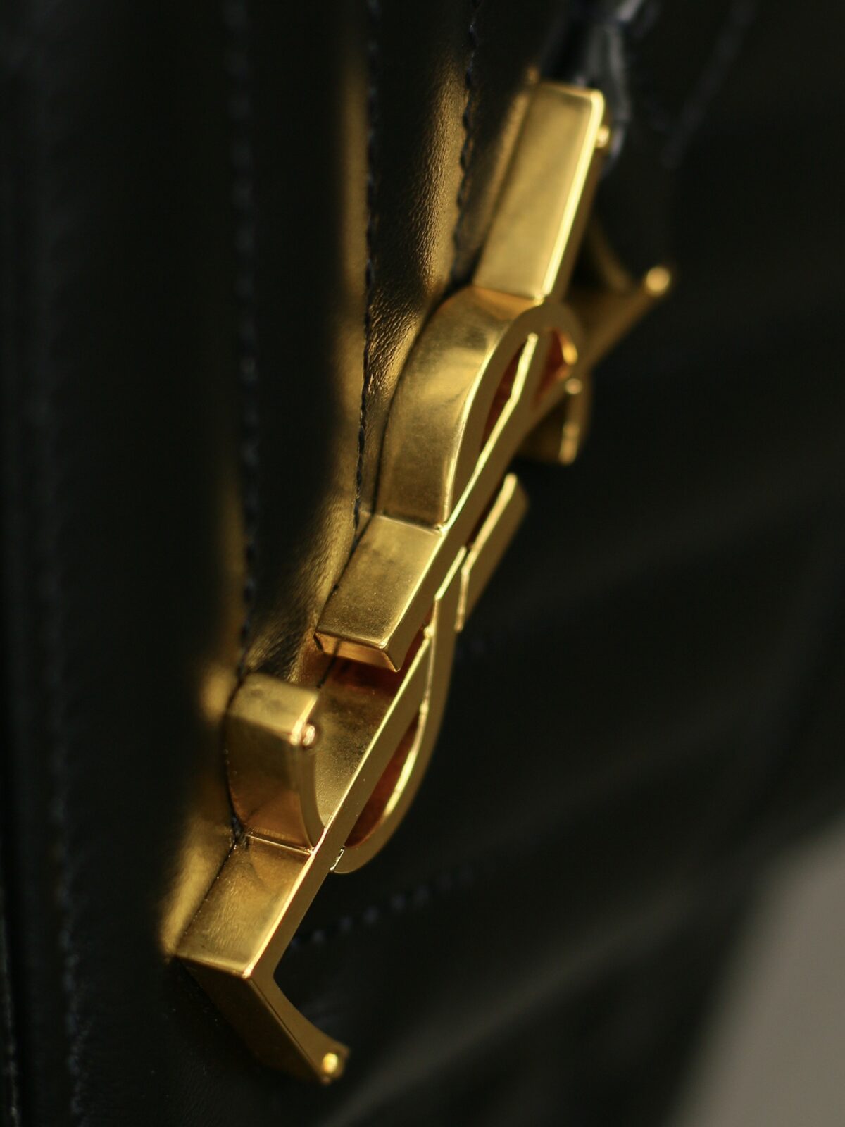 SAINT LAURENT YSL ENVELOPE Quilted Leather Chain Bag Black - Image 8
