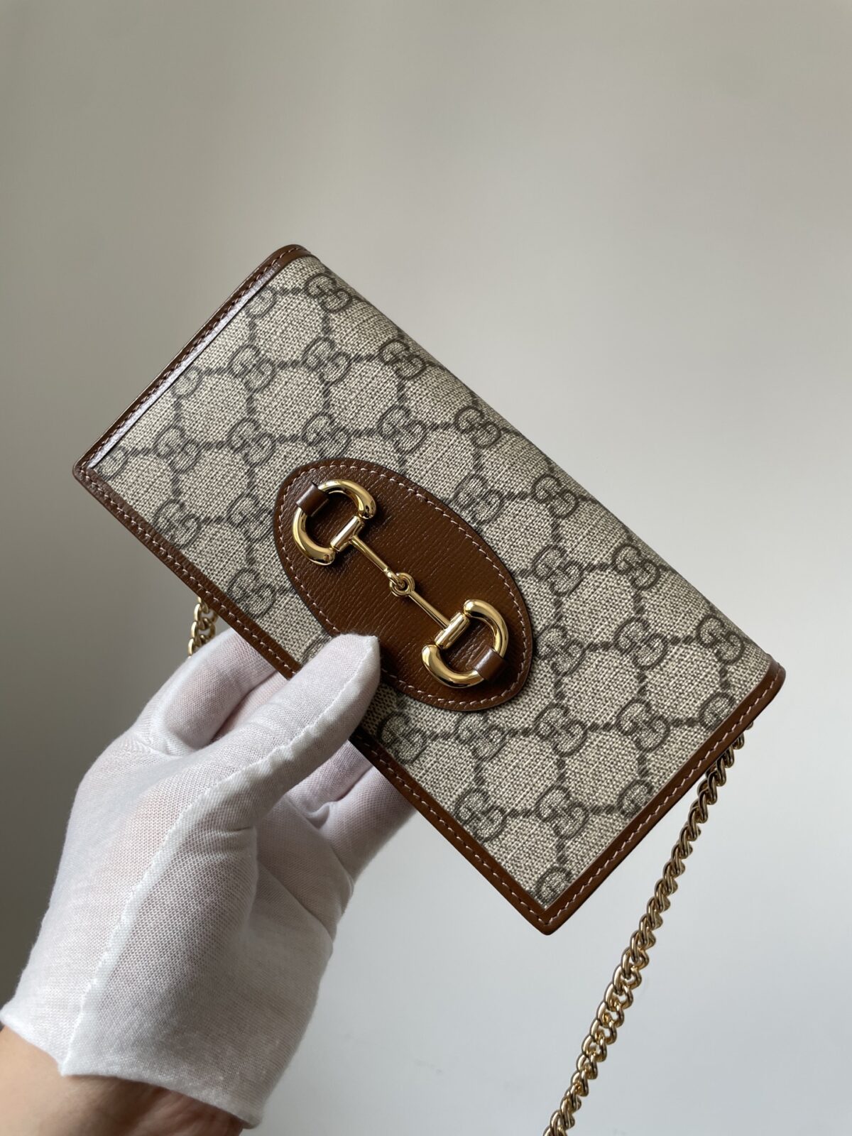 GUCCI Horsebit 1955 GG Supreme Canvas Chain Wallet Bag - Image 8