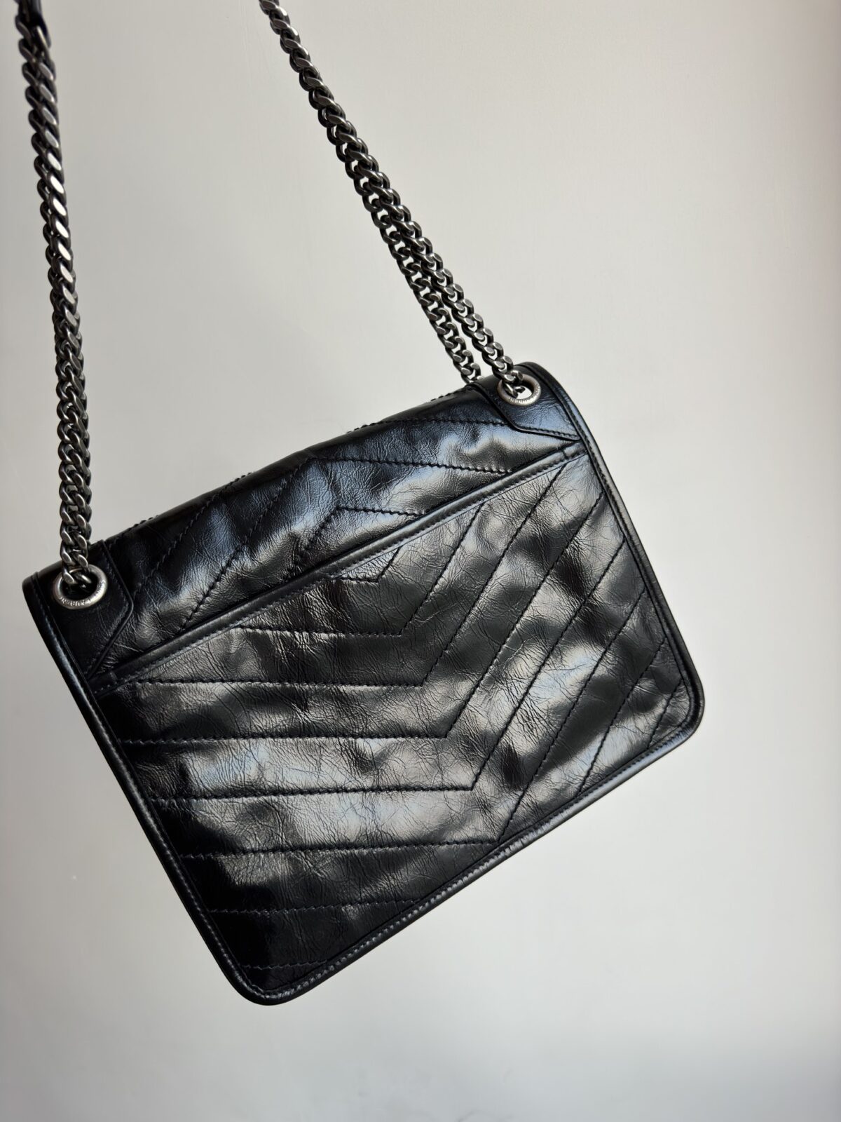 SAINT LAURENT YSL Niki Medium Calfskin Shoulder Bag Black - Image 5