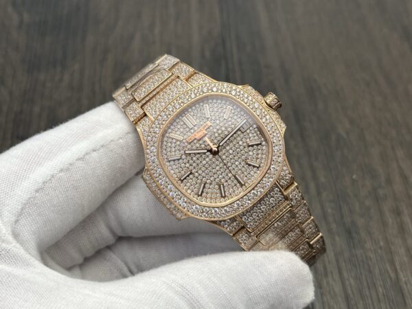 Patek Philippe Nautilus Ladies Automatic 35.2mm Full Diamond Rose Gold - Image 2