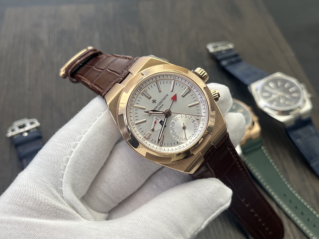 Vacheron Constantin Overseas Dual Time Automatic 41mm Silver Dial Watch - Image 2