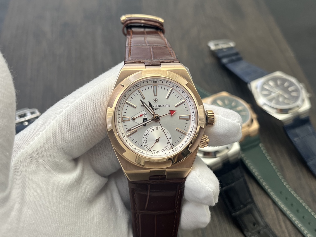 Vacheron Constantin Overseas Dual Time Automatic 41mm Silver Dial Watch - Image 3