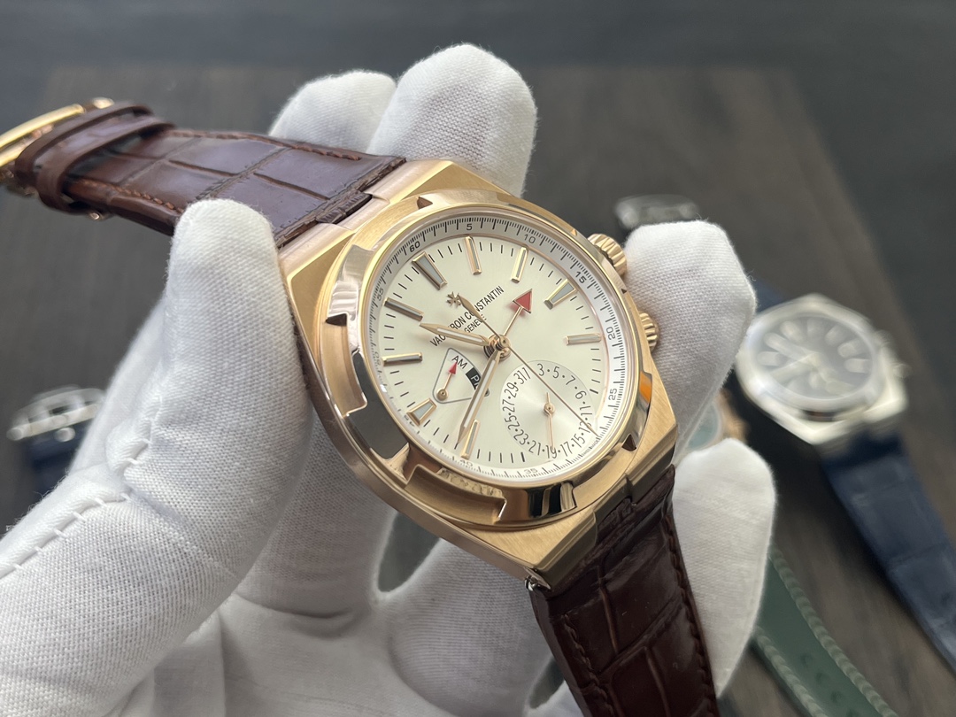 Vacheron Constantin Overseas Dual Time Automatic 41mm Silver Dial Watch - Image 5