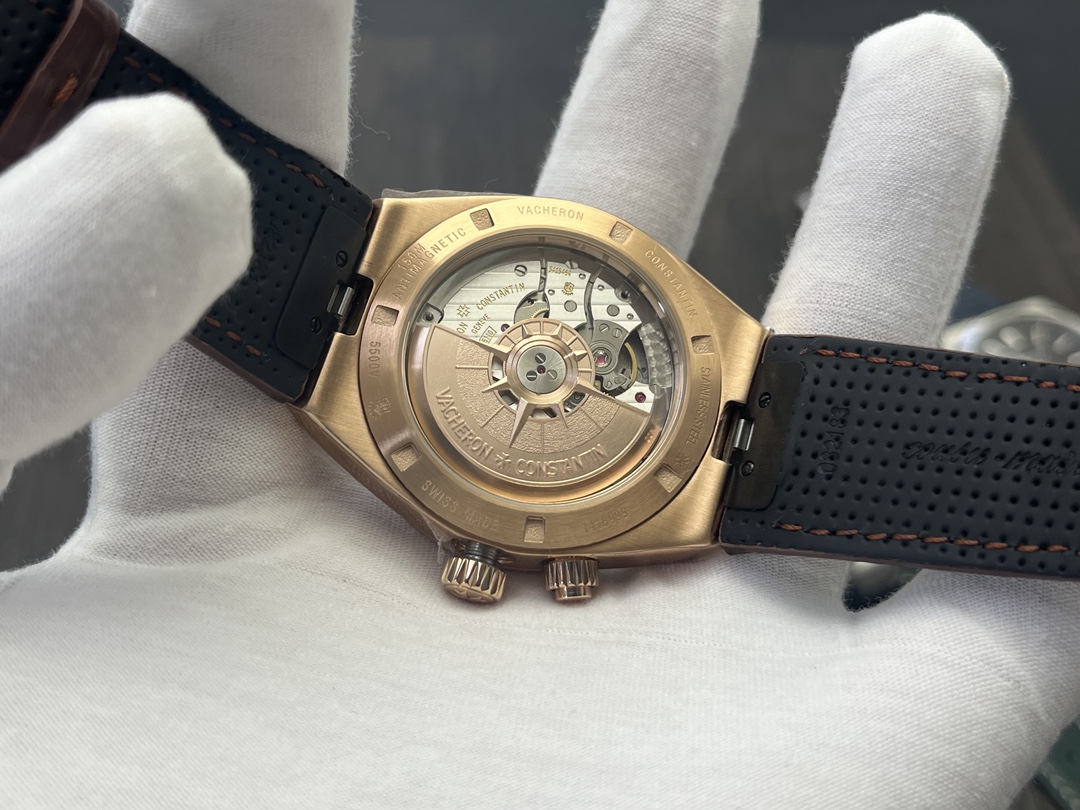 Vacheron Constantin Overseas Dual Time Automatic 41mm Silver Dial Watch - Image 8