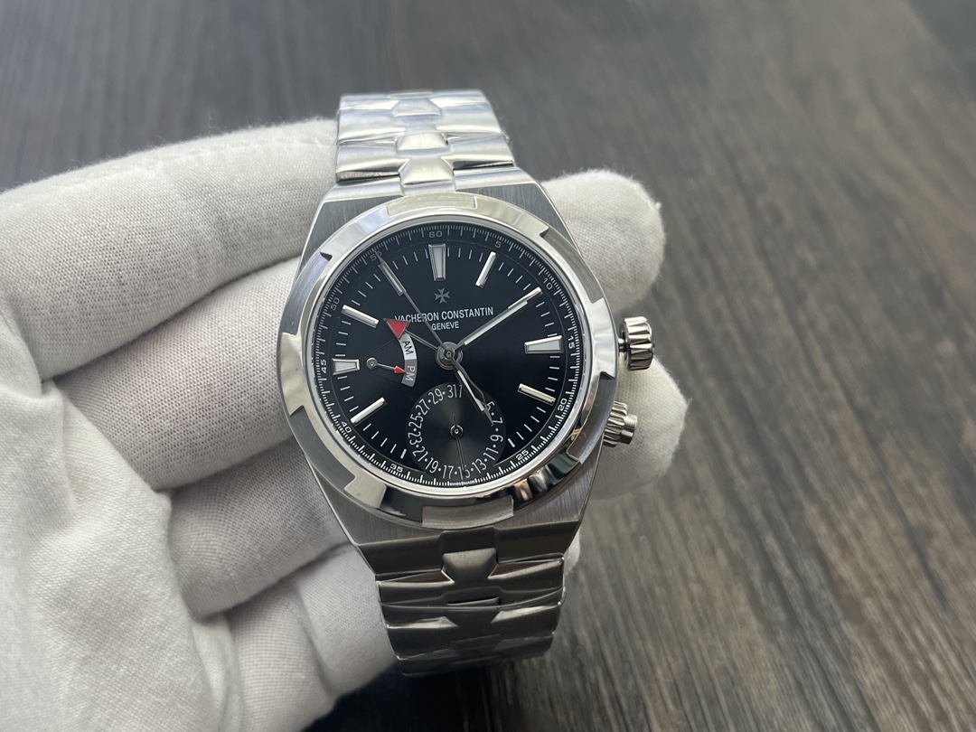 Vacheron Constantin Overseas Automatic 41mm Black Dial Stainless Steel Watch - Image 3
