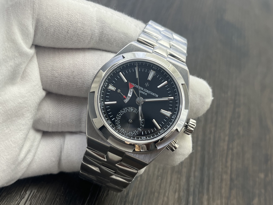 Vacheron Constantin Overseas Automatic 41mm Black Dial Stainless Steel Watch - Image 4