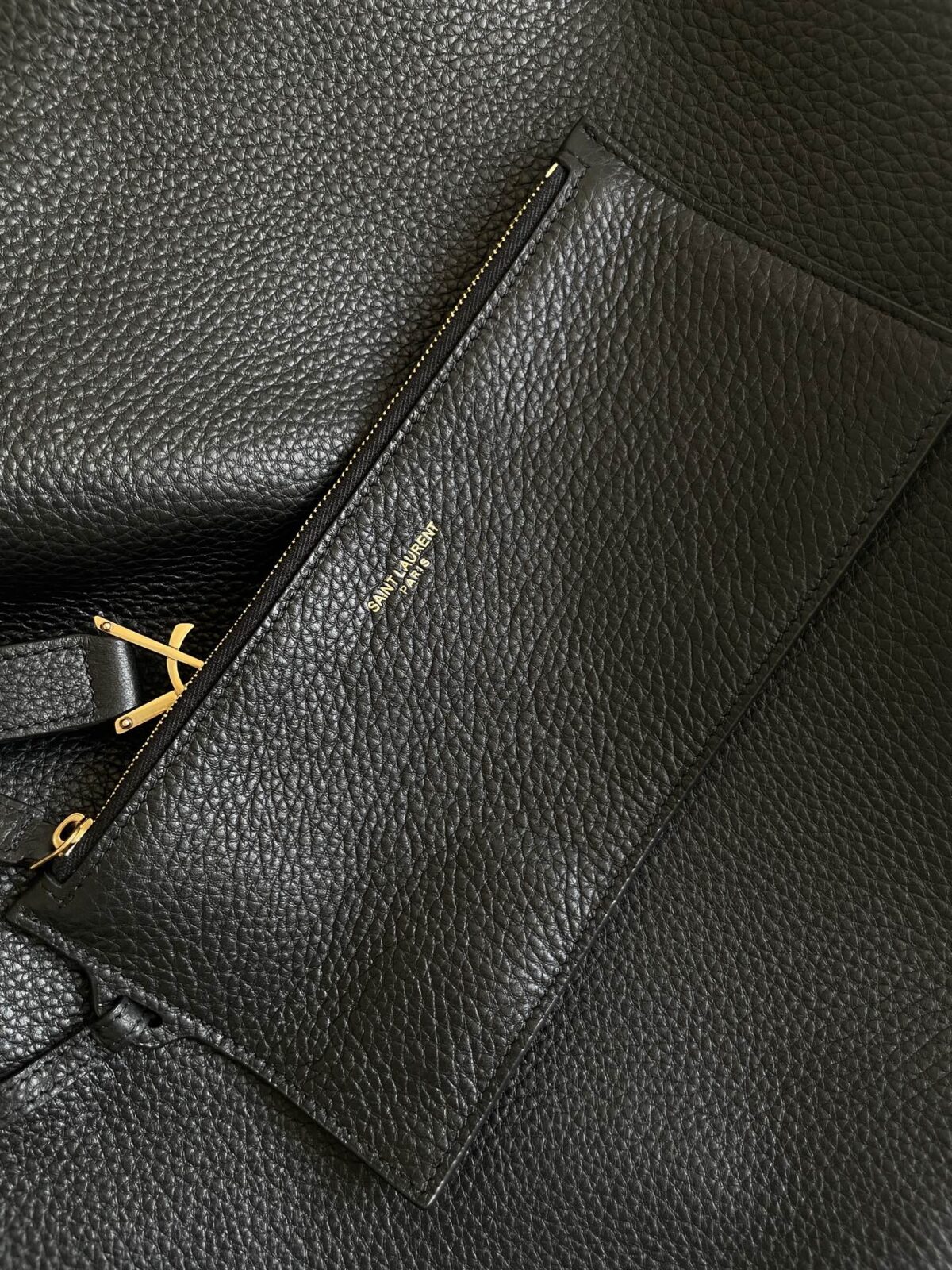 SAINT LAURENT YSL LE5A7 Adjustable Strap Leather Bucket Bag Black - Image 8