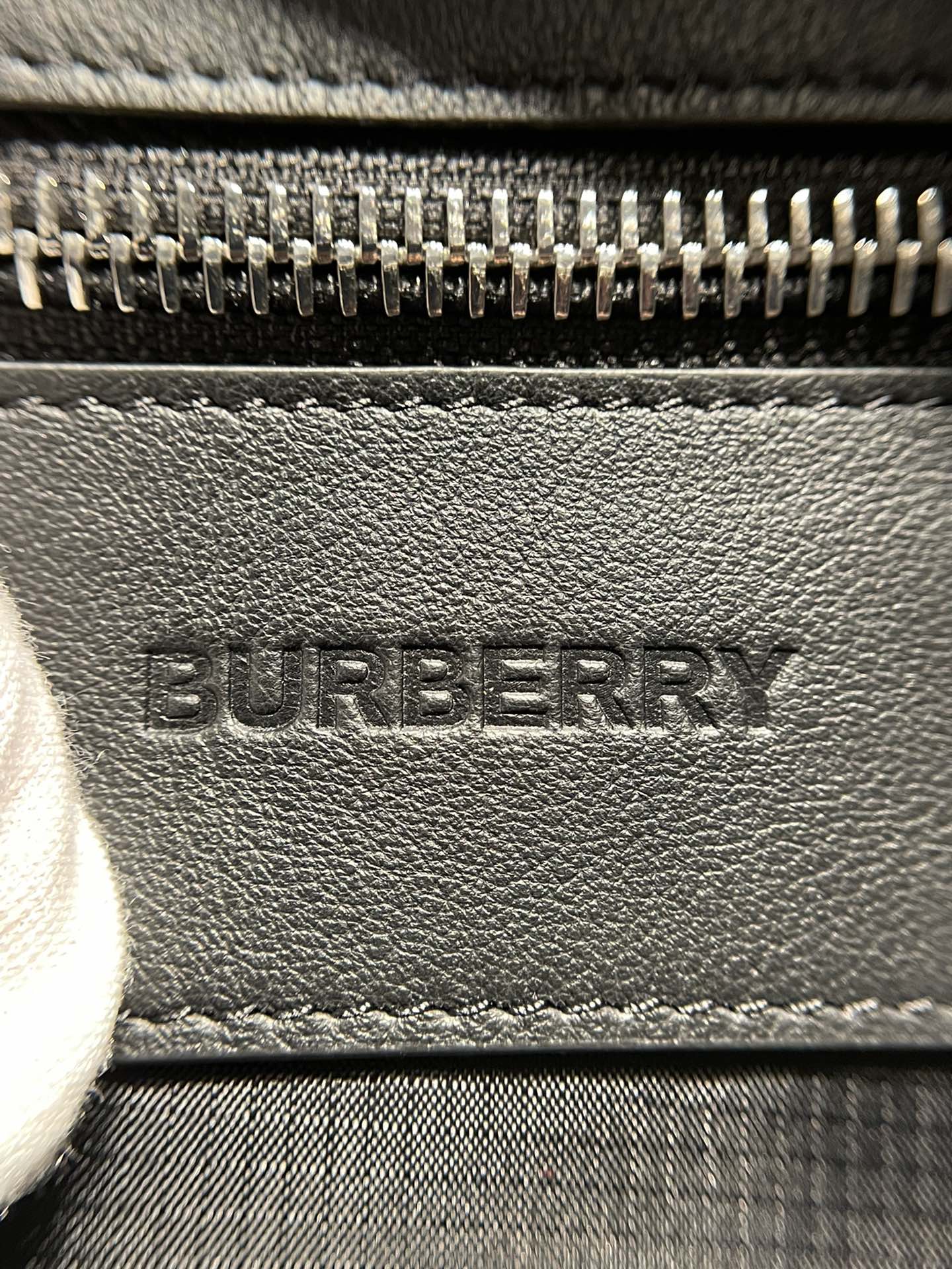 80210841 (7)