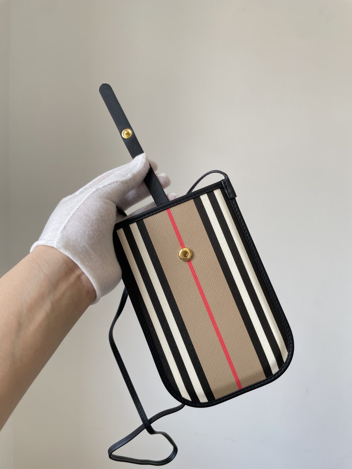 Burberry Icon Stripe Canvas Phone Pouch – Archive Beige - Image 8
