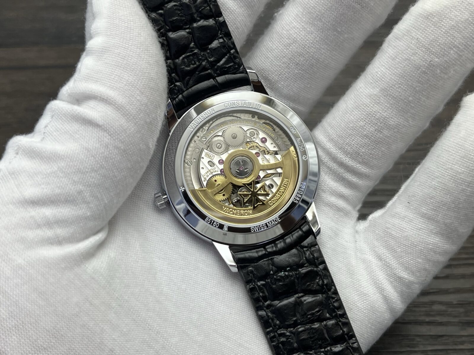 VACHERON CONSTANTIN Patrimony Manual Mechanical Watch 40mm White Dial White Gold Case - Image 8