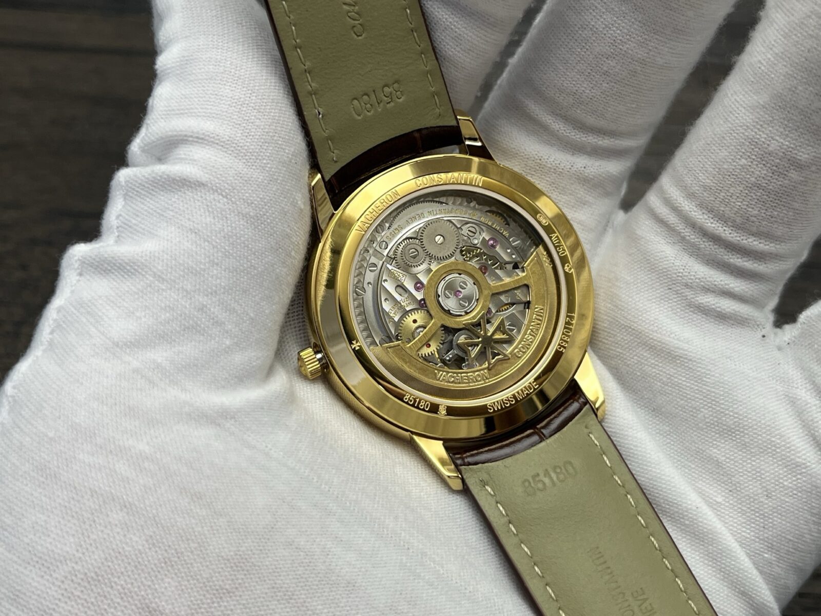 VACHERON CONSTANTIN Patrimony Manual Mechanical Watch 40mm White Dial Yellow Gold Case - Image 8