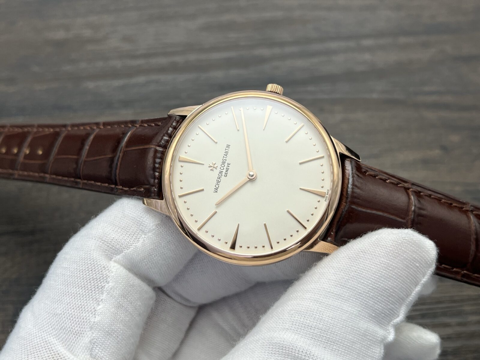 VACHERON CONSTANTIN Patrimony Manual Mechanical Watch 40mm White Dial Red Gold Case - Image 5