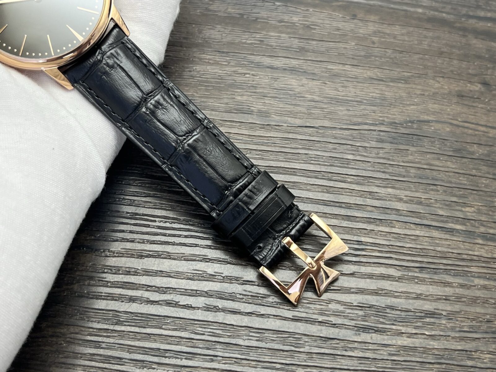 VACHERON CONSTANTIN Patrimony Manual Mechanical Watch 40mm Black Dial Red Gold Case - Image 9