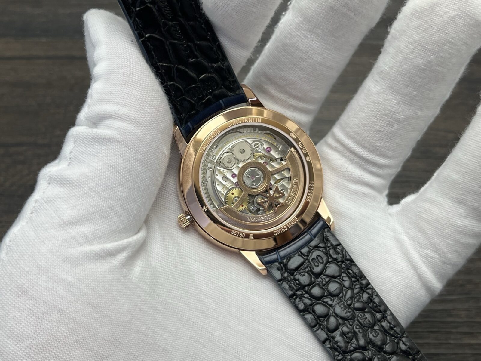 VACHERON CONSTANTIN Patrimony Automatic Mechanical Watch 40mm Blue Dial Red Gold Case - Image 8