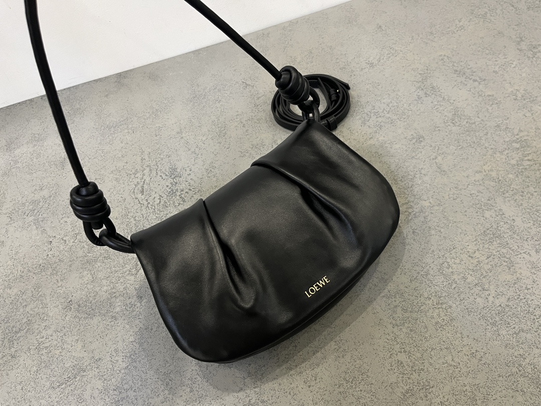 LOEWE Paseo Nappa Calfskin Shoulder Crossbody Bag with Magnetic Closure – Black - Image 4