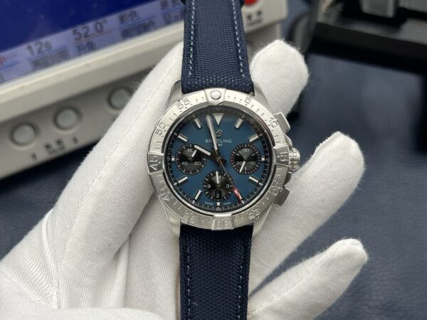 Breitling Avenger Automatic Chronograph Men’s Watch 44mm Blue Dial Stainless Steel Case with Leather Strap - Image 3