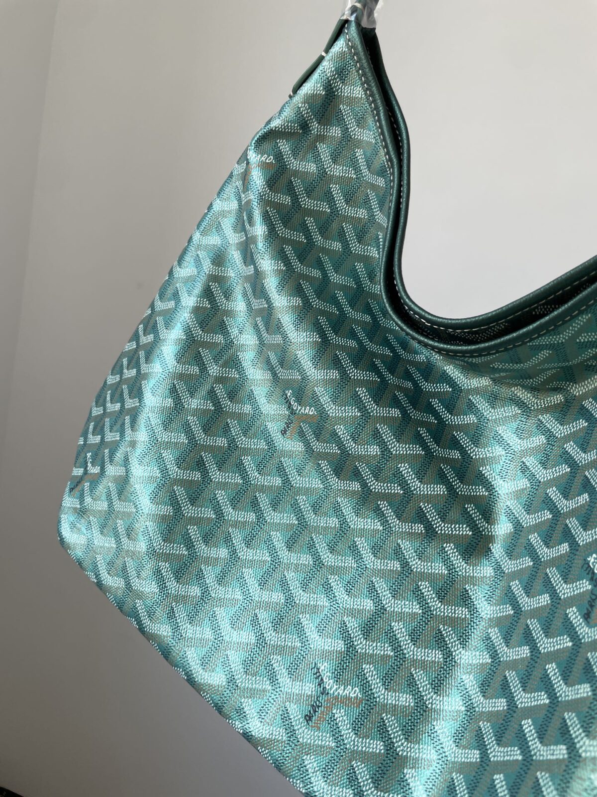 GOYARD Bohème Hobo Canvas & Calfskin Shoulder Tote – Green - Image 8