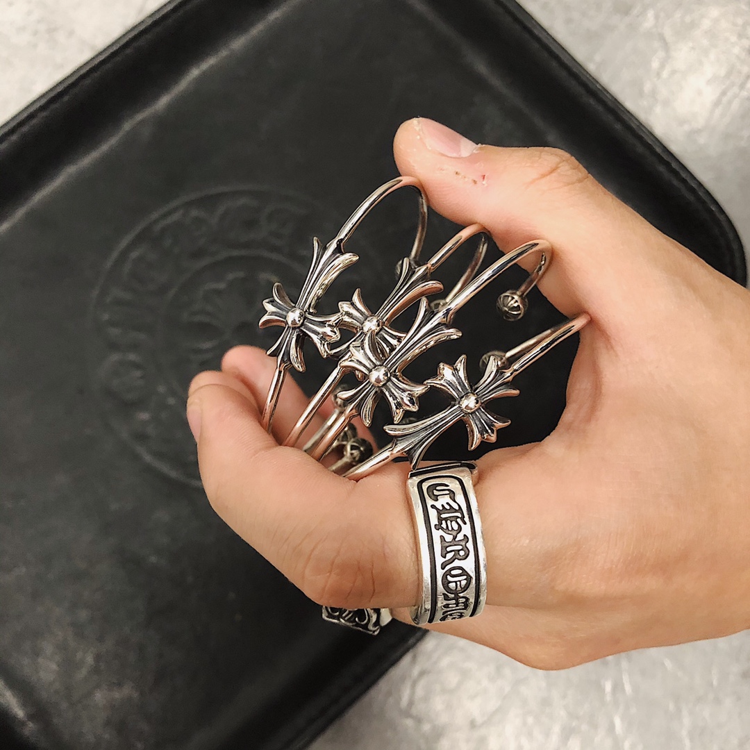 Chrome Hearts Classic Cross Bracelet - Image 3