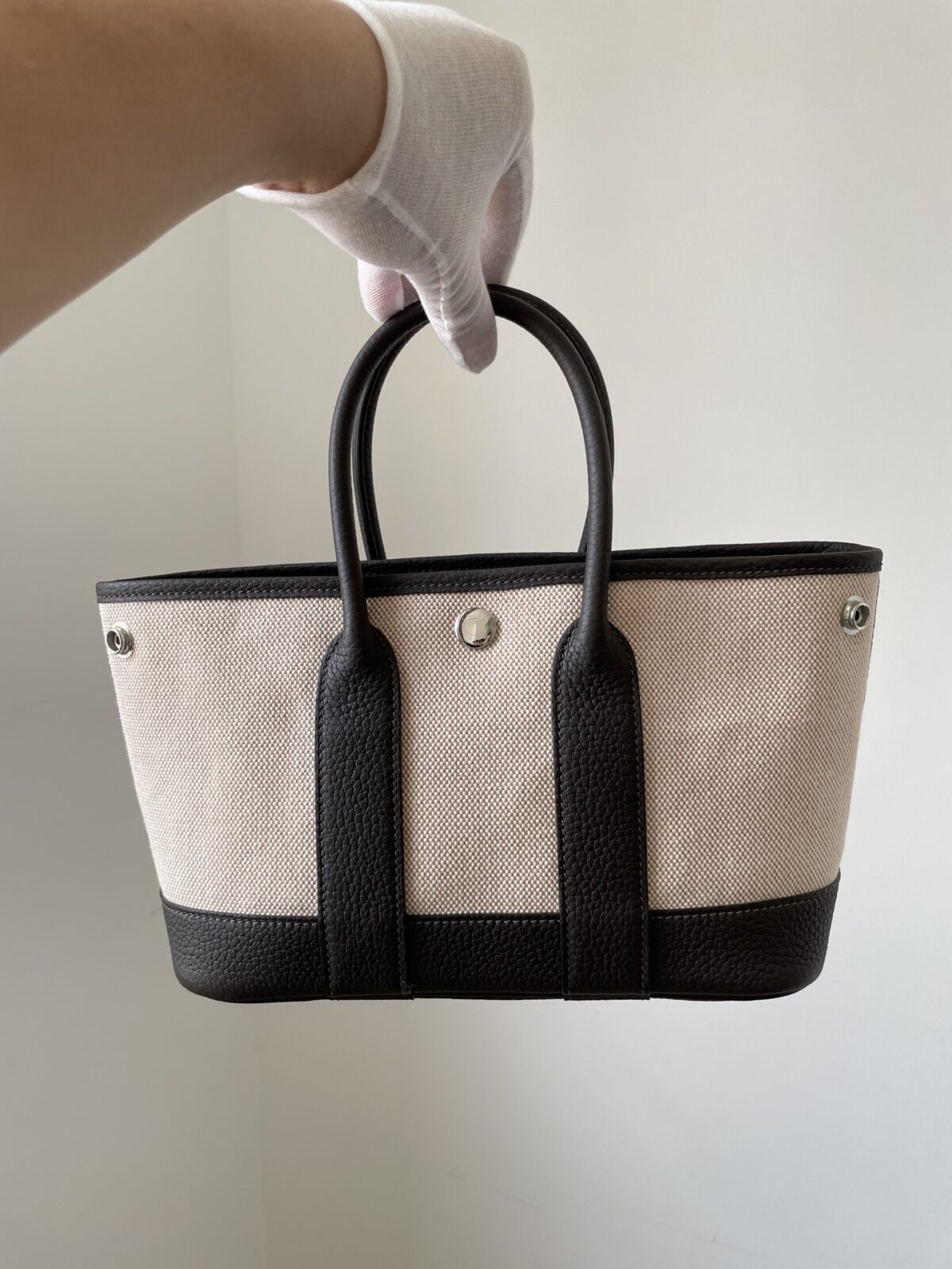 HERMES NEO Garden 23 Canvas and Leather Mini Tote Bag – Beige / Natural and Ebony Black - Image 2