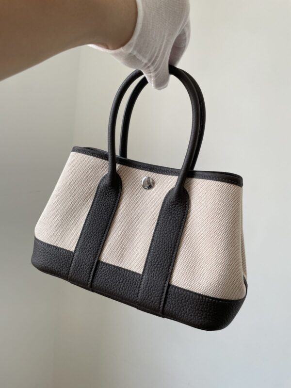 HERMES NEO Garden 23 Canvas and Leather Mini Tote Bag – Beige / Natural and Ebony Black - Image 5