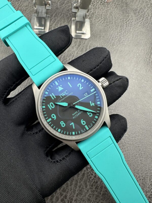 IWC Pilot’s Watch Mercedes-AMG Petronas Team Special Edition Automatic Mechanical Movement 100M Water Resistant Men’s Watch Swiss Watch 40mm Black Dial Titanium Case Rubber Strap - Image 2