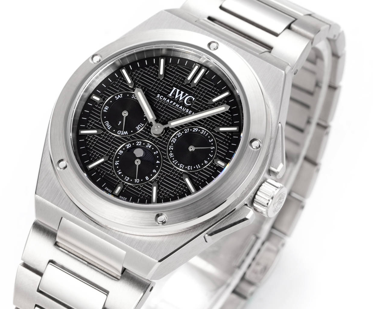 IWC Ingenieur Automatic 41.6mm Black Dial Stainless Steel Men's Watch - Image 5