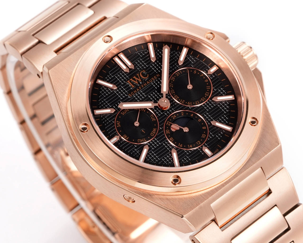 IWC Ingenieur Automatic 41.6mm Black Dial Rose Gold Men's Watch - Image 4