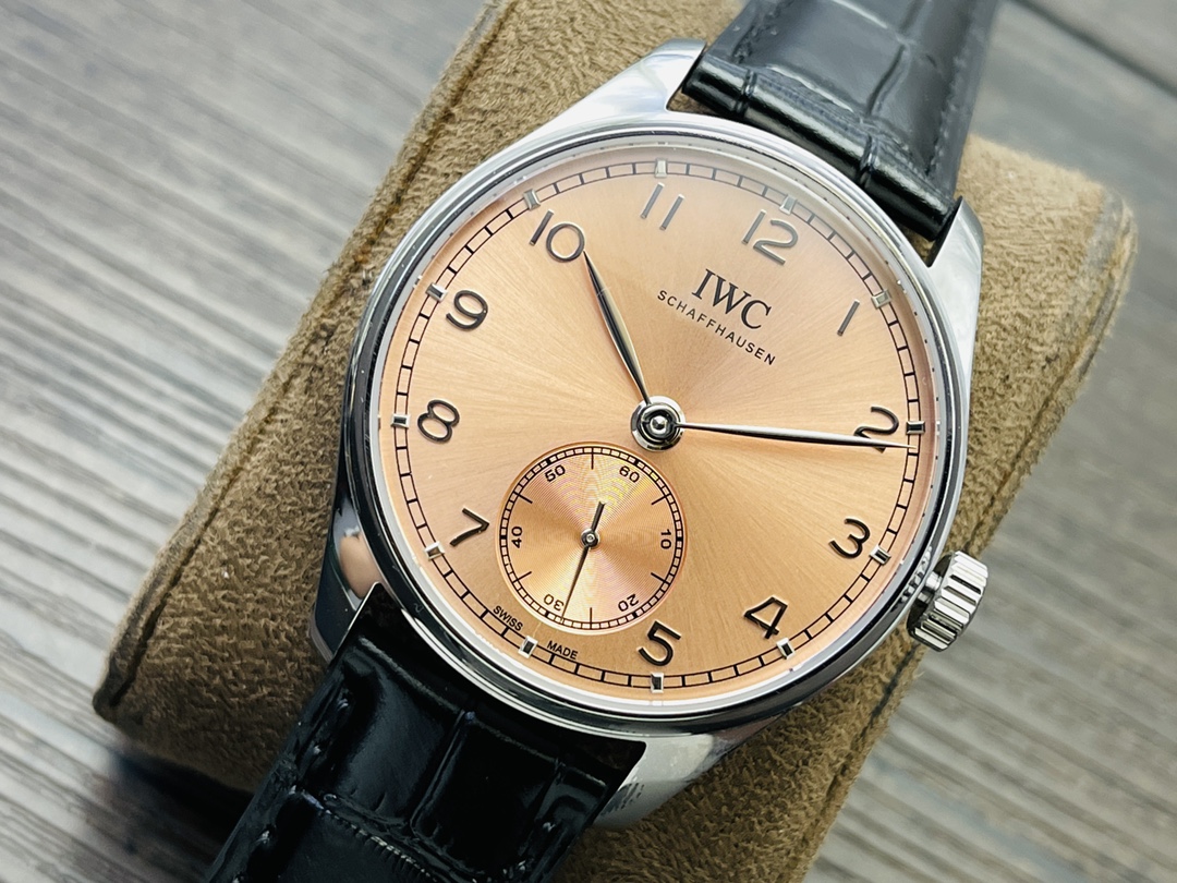 IWC Portuguese Automatic IW358313 Men's Watch 40.4mm Pink Dial Stainless Steel Case Leather Strap - Image 4
