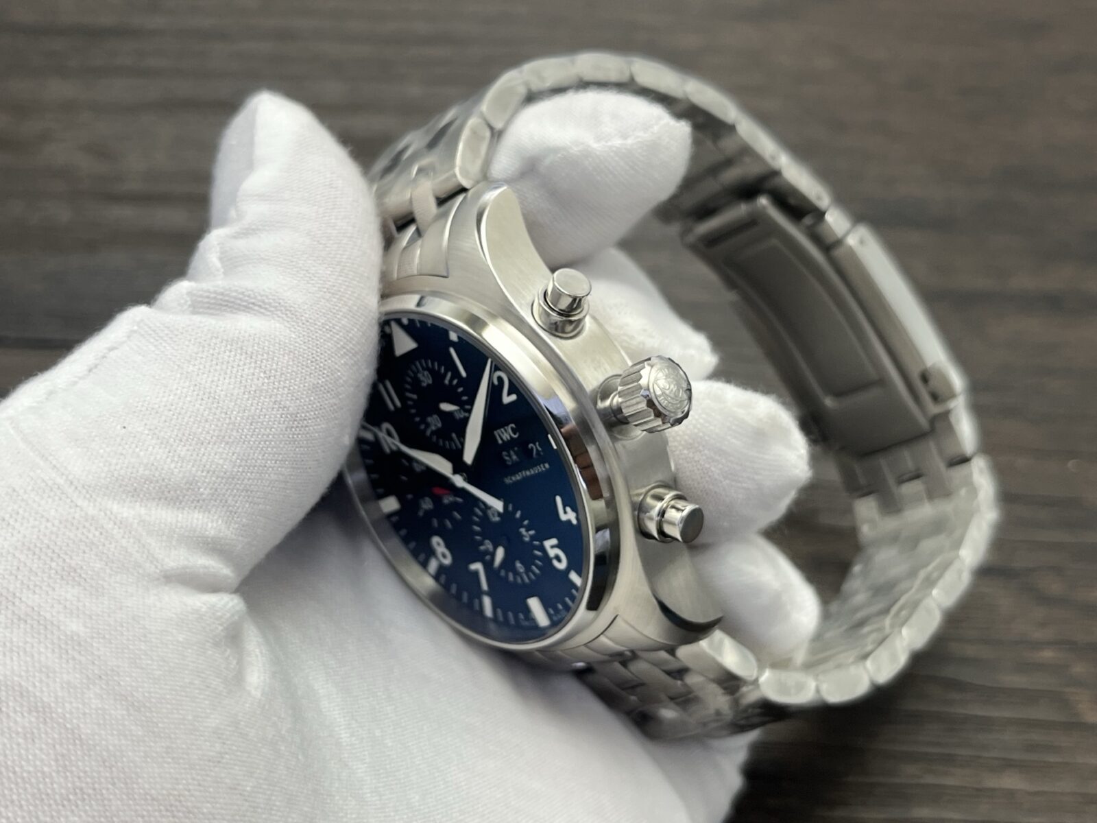 IWC Pilot’s Watch Chronograph IW377710 – 43mm Black Dial Stainless Steel Bracelet - Image 7
