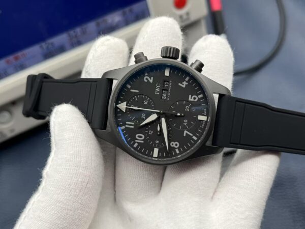 IWC Pilot’s Watch Chronograph Automatic Mechanical Movement Date Display Water Resistant Men’s Watch Swiss Watch 41mm Black Dial Titanium Ceramic Case Rubber Fabric Strap - Image 5